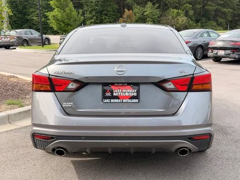 Used 2023 Nissan Altima 2.5 SL FWD image 8