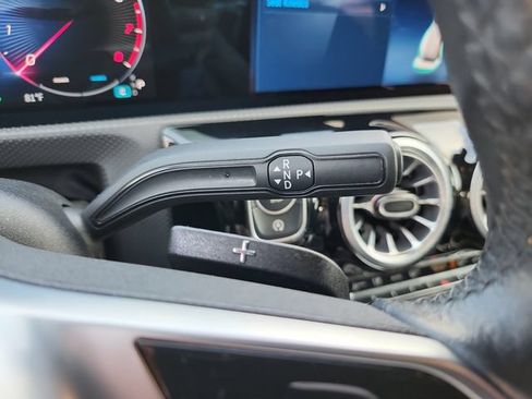 Used 2025 Mercedes-Benz CLA 250 image 23