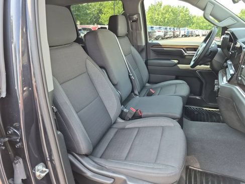 Used 2023 Chevrolet Silverado 1500 LT AWD/4WD image 30