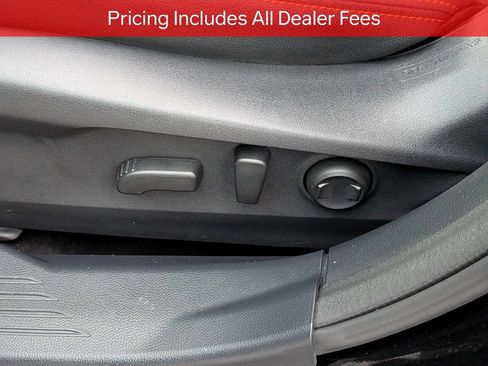 Used 2024 Subaru Outback Wilderness AWD/4WD image 20