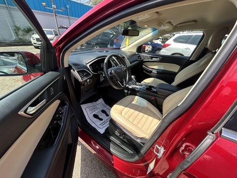 Used 2017 Ford Edge SEL w/ Equipment Group 201A AWD/4WD image 6