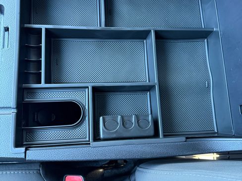 Used 2015 Toyota Tundra SR5 w/ TRD Off Road Package image 21