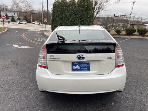 Used 2010 Toyota Prius Two FWD image 7