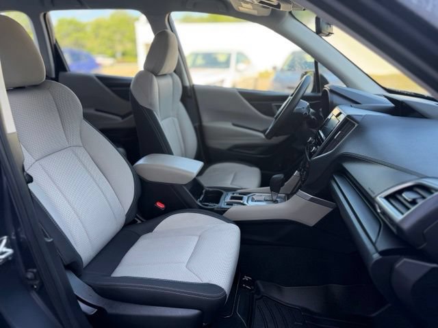 Used 2023 Subaru Forester AWD/4WD image 26
