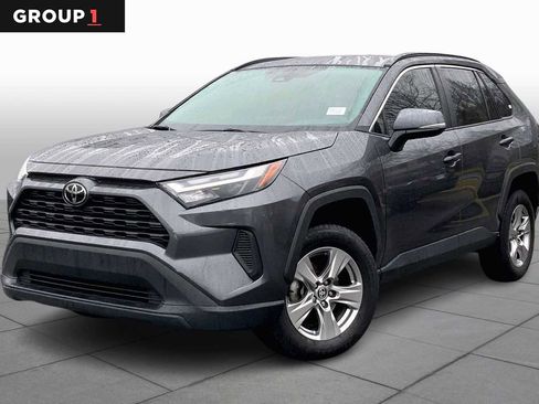 Used 2023 Toyota RAV4 XLE image 1