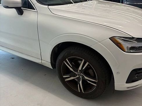 Used 2018 Volvo XC60 T6 R-Design w/ Convenience Package AWD/4WD image 3