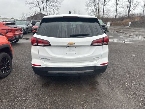 Used 2024 Chevrolet Equinox LT image 3