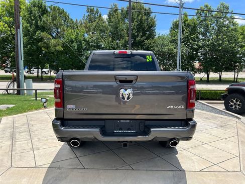Used 2024 RAM 1500 Laramie AWD/4WD image 12