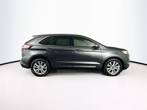 Used 2019 Ford Edge Titanium FWD image 10