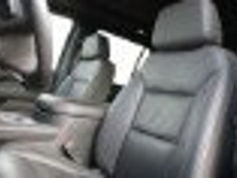 Used 2021 Chevrolet Tahoe Z71 w/ Z71 Off-Road Package image 12