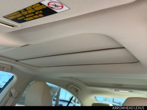 Used 2018 Lexus ES 350 w/ Navigation System Package image 14