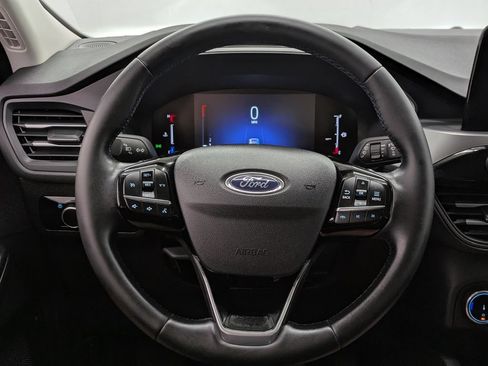 Used 2025 Ford Escape Active AWD/4WD image 29