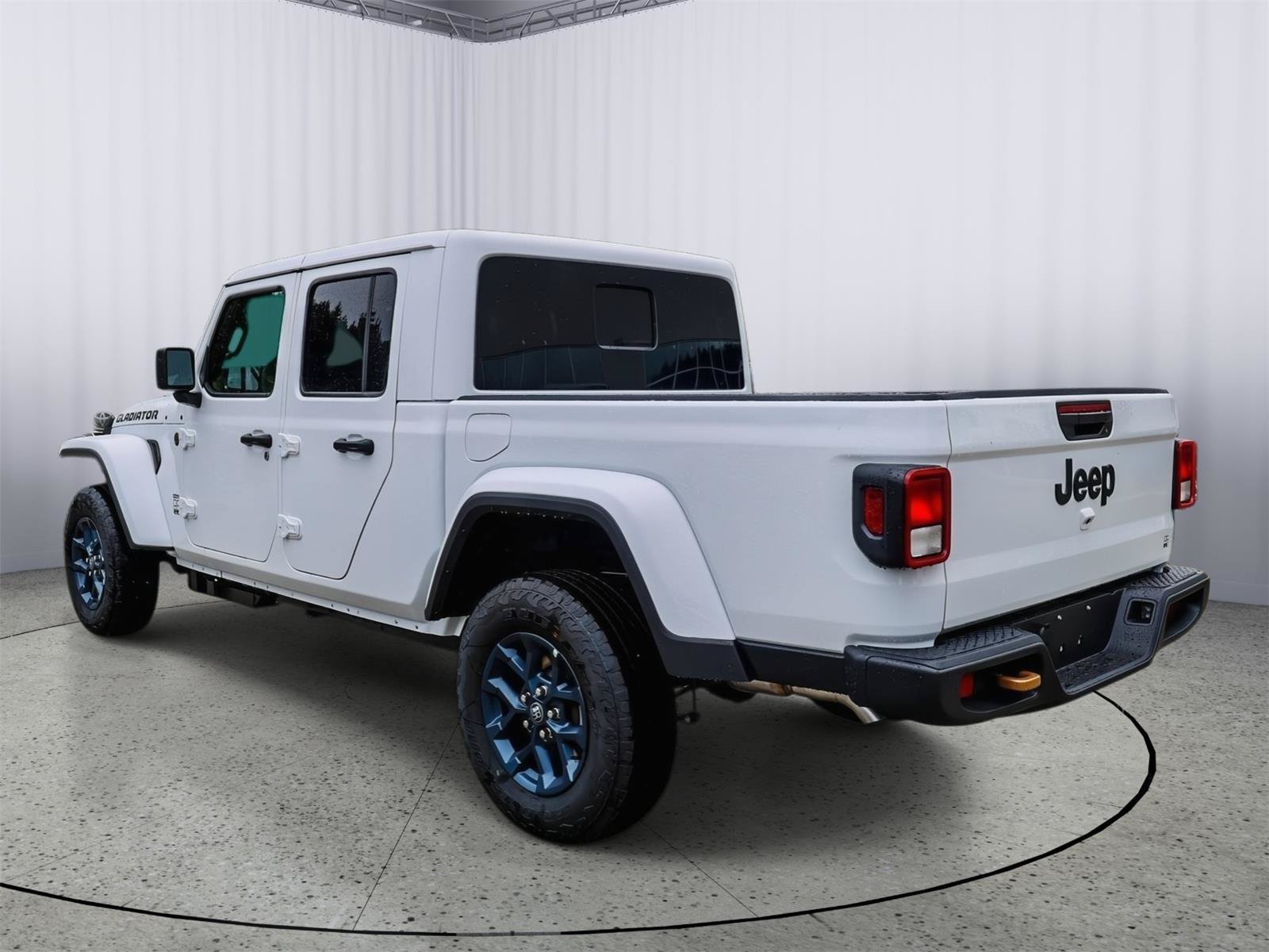 New 2026 Jeep Gladiator Sport AWD/4WD image 8