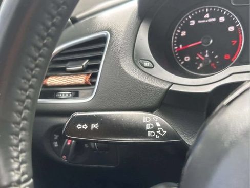 Used 2018 Audi Q3 2.0T Premium w/ Convenience Package AWD/4WD image 24