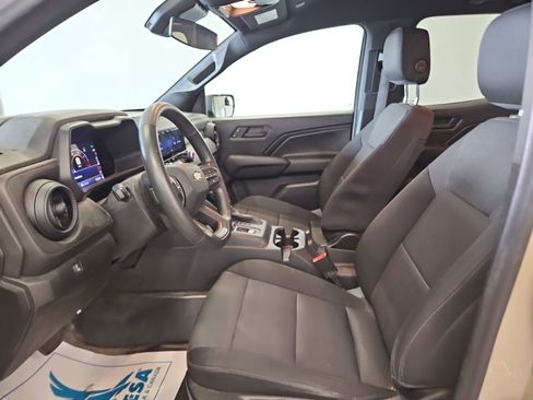 Used 2023 Chevrolet Colorado W/T image 8