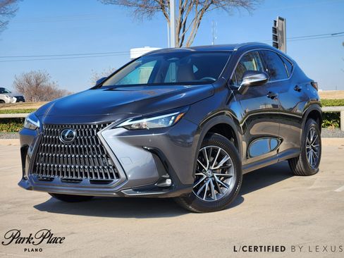 Used 2025 Lexus NX 250 FWD w/ Premium Package image 1