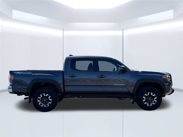 Used 2021 Toyota Tacoma TRD Off-Road AWD/4WD image 13