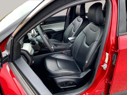 Used 2025 Jeep Compass Limited AWD/4WD image 6