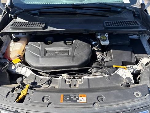 Used 2015 Ford Escape SE AWD/4WD image 27