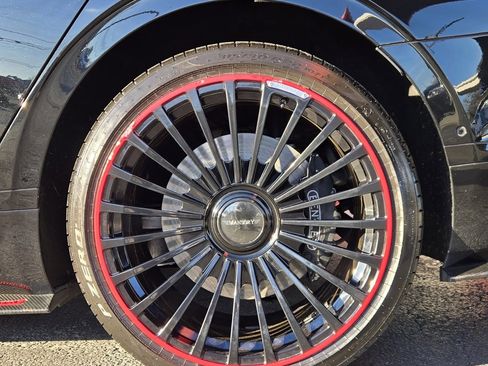 Used 2020 Bentley Flying Spur W12 image 14