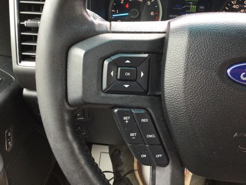 Used 2018 Ford F150 XLT w/ Equipment Group 302A Luxury image 14