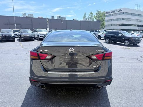 Used 2022 Nissan Altima 2.5 Platinum AWD/4WD image 4