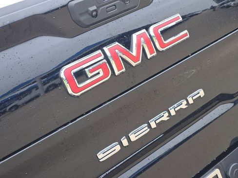 Used 2025 GMC Sierra 1500 SLT AWD/4WD image 33