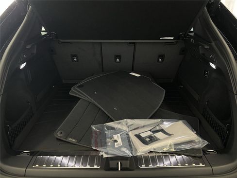 Used 2025 Porsche Macan Turbo Electric image 28