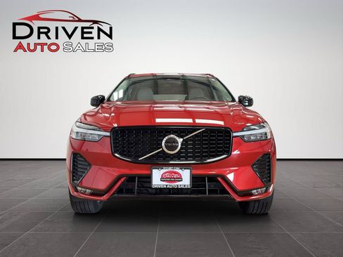 Used 2024 Volvo XC60 B5 Core AWD/4WD image 7
