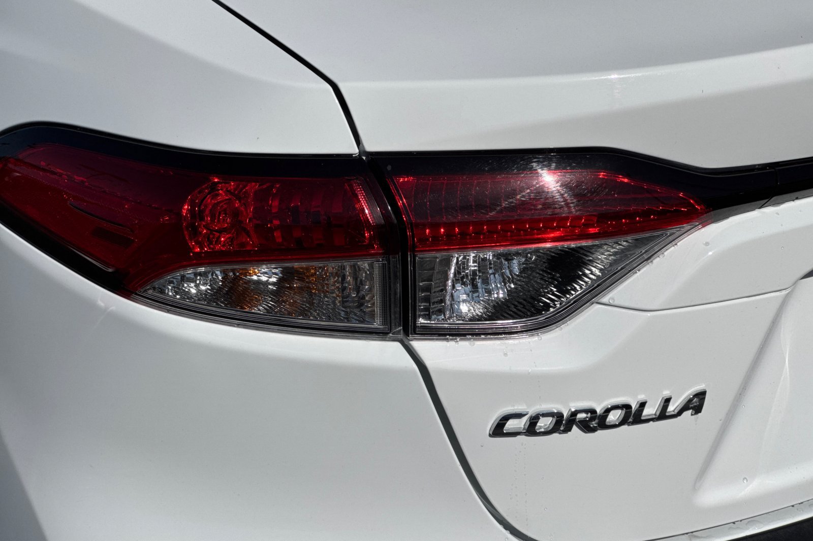 Certified 2026 Toyota Corolla LE w/ LE Premium Package FWD image 35