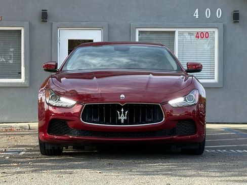Used 2017 Maserati Ghibli Sedan 4D image 2