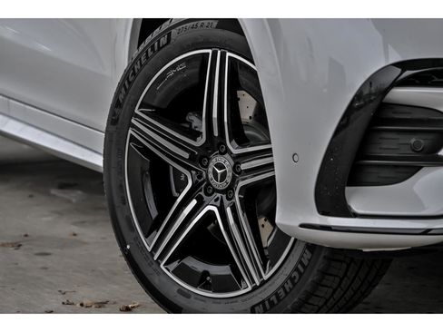New 2026 Mercedes-Benz GLE 450 4MATIC image 3