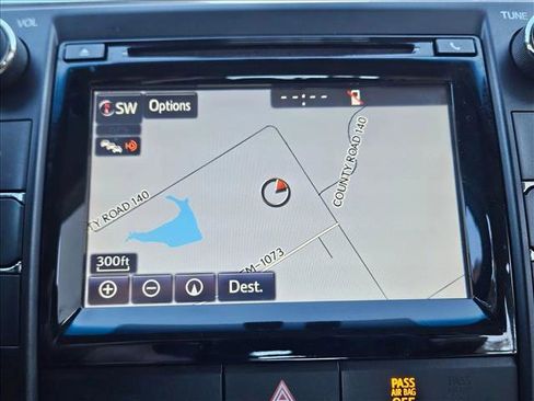 Used 2015 Toyota Camry XLE w/ Moonroof Package image 14