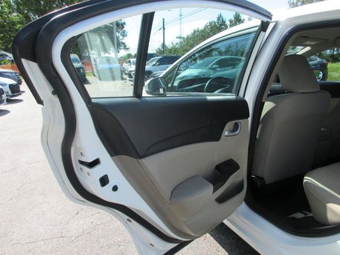 Used 2015 Honda Civic LX image 12