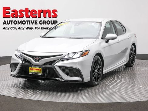 Used 2023 Toyota Camry XSE image 1