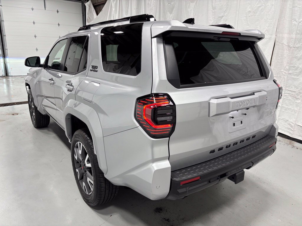 Used 2026 Toyota 4Runner TRD Sport AWD/4WD image 5