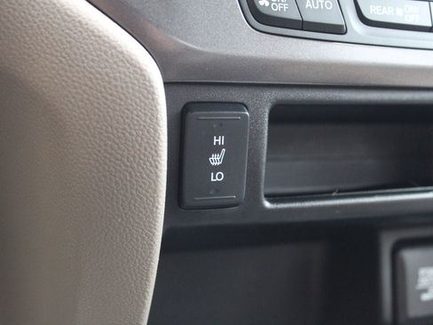 Used 2018 Honda Pilot EX-L image 35