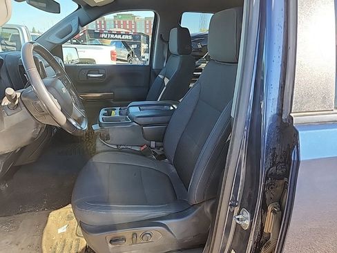 Certified 2021 Chevrolet Silverado 1500 LT w/ Z71 Off-Road Package AWD/4WD image 28