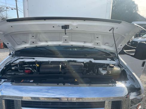 Used 2021 Ford E-350 and Econoline 350 Super Duty w/ Power Windows & Locks Group image 46