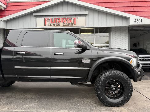 Used 2018 RAM 2500 Longhorn w/ Snow Chief Group image 11