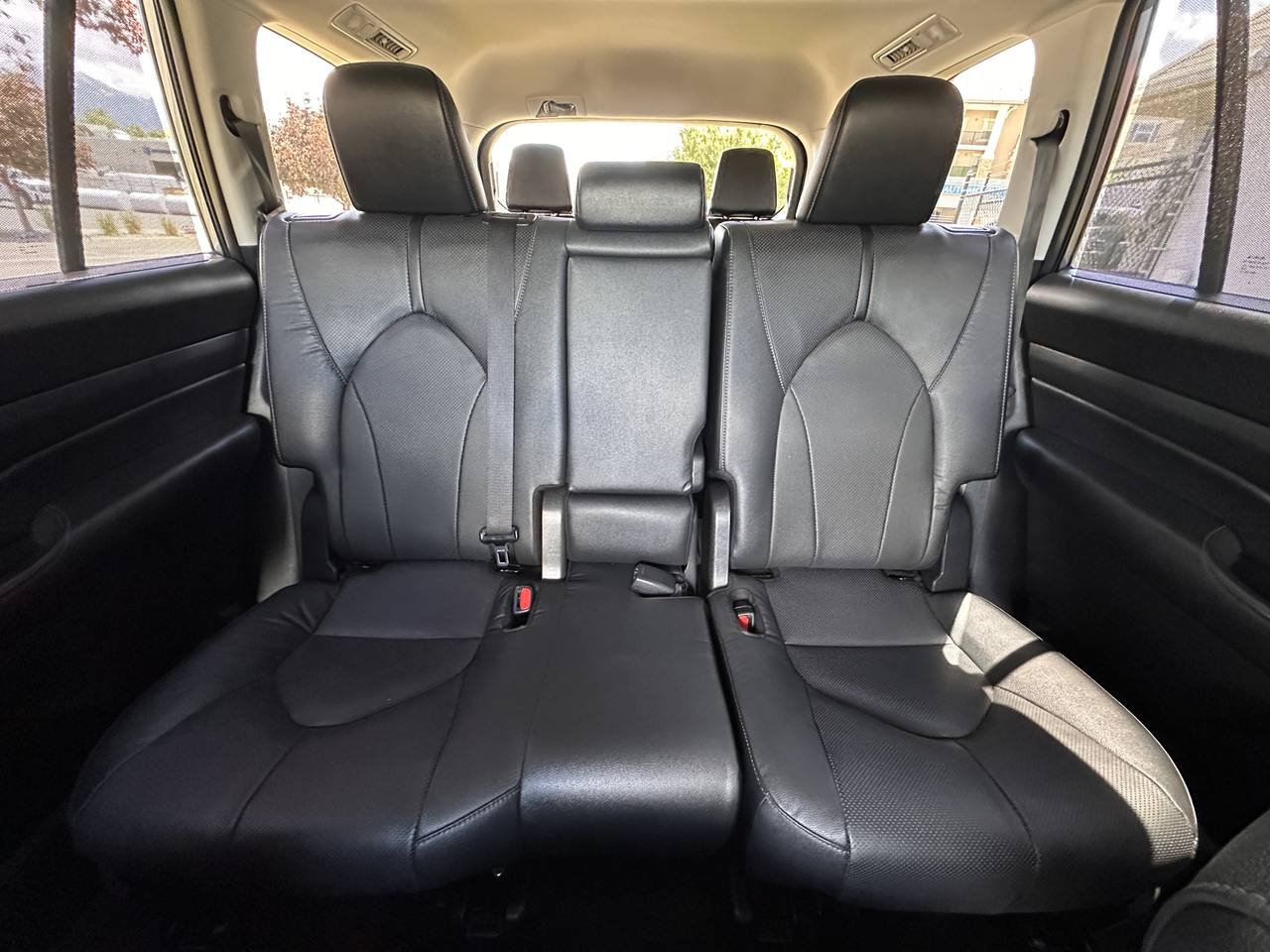 Used 2025 Toyota Grand Highlander AWD Hybrid w/ Blackout Package (GST) image 50