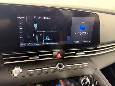 Used 2023 Hyundai Elantra SEL w/ Convenience Package FWD image 20