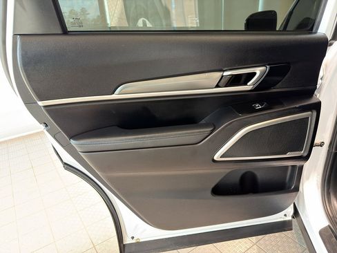 Used 2022 Kia Telluride S image 21