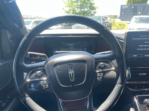 Used 2023 Lincoln Navigator Reserve RWD image 13