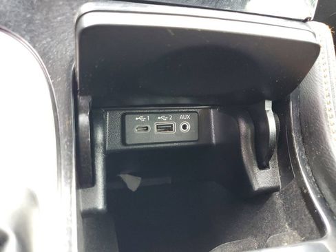 Used 2023 Nissan Maxima SR w/ Sport Mat Group FWD image 23