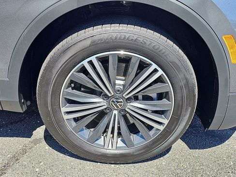 Used 2024 Volkswagen Tiguan Wolfsburg Edition AWD/4WD image 8