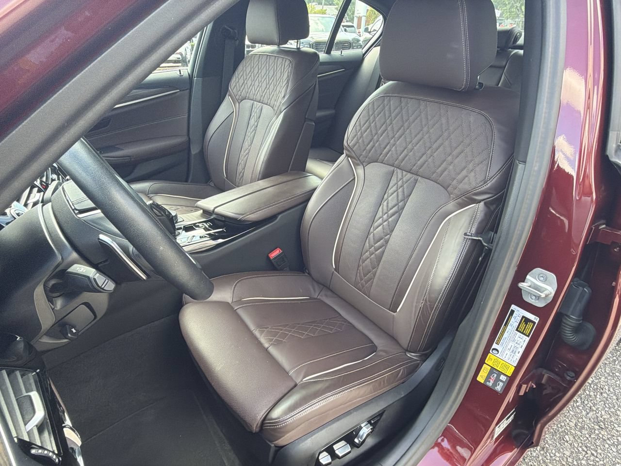 Used 2023 BMW 530e w/ Premium Package RWD image 14