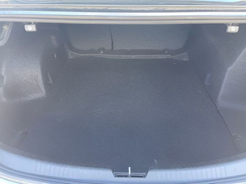 Used 2024 Chevrolet Malibu LT FWD image 11