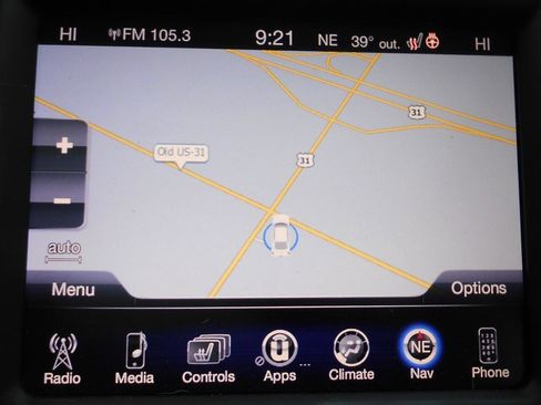 Used 2015 Chrysler 300 C w/ Light Group image 7