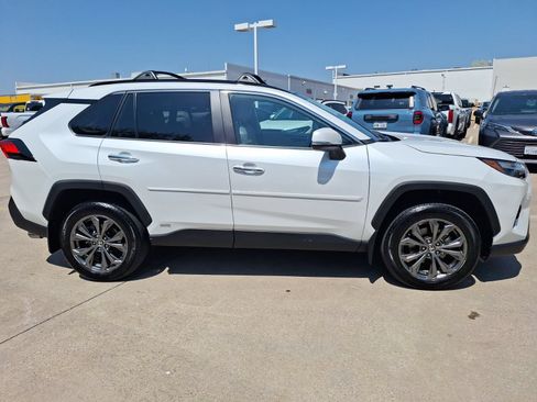 Used 2025 Toyota RAV4 Limited w/ Advanced Technology Package AWD/4WD image 7